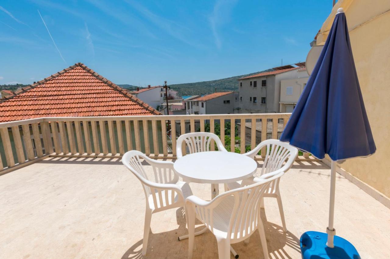 Apartment Smiljan Primošten Kültér fotó