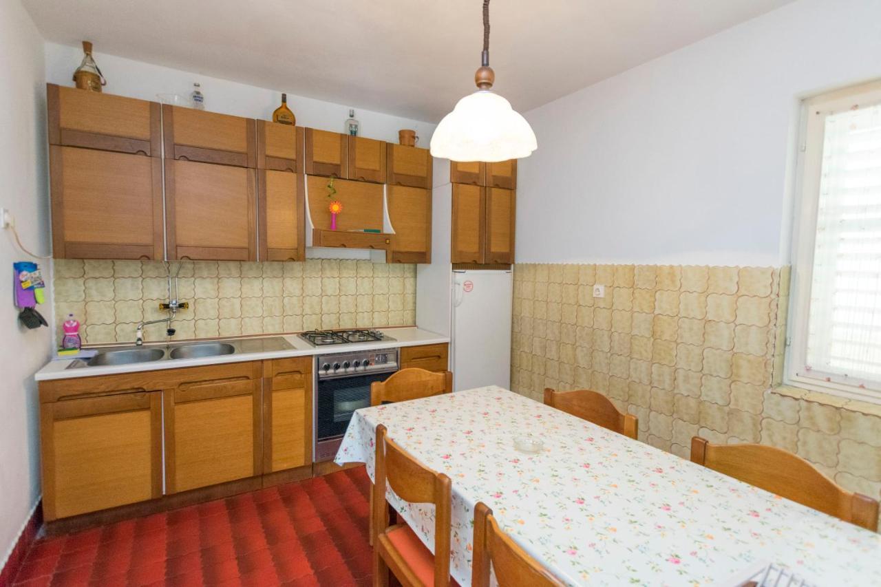 Apartment Smiljan Primošten Kültér fotó