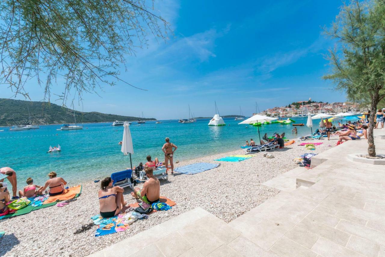Apartment Smiljan Primošten Kültér fotó